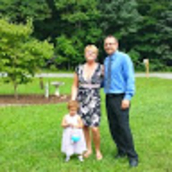 Meet your Posher, Jessica - Picture 1 of 1